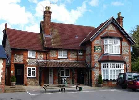 Hotel The Rose & Crown Bulford Exterior foto